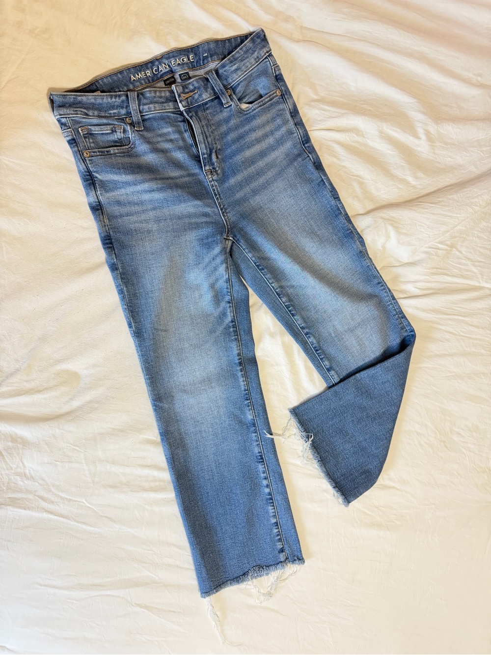 American Eagle Outfitters Light Wash High-Rise Cropped Jeans